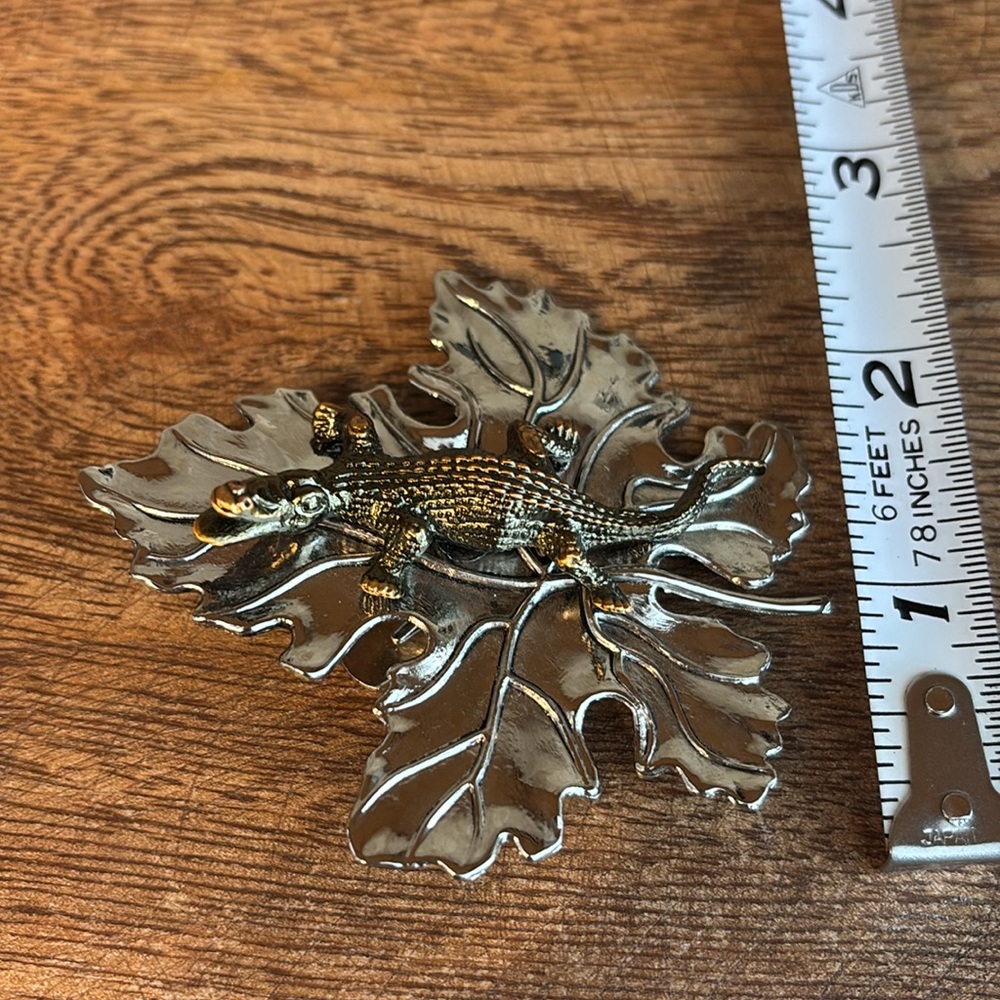 Sylvia Dahl Silver and Bronze Alligator Leaf Brooch/Clip - Picture 8 of 11